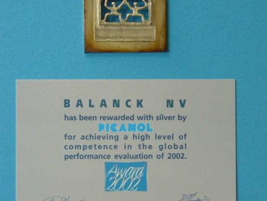 AWARD2002